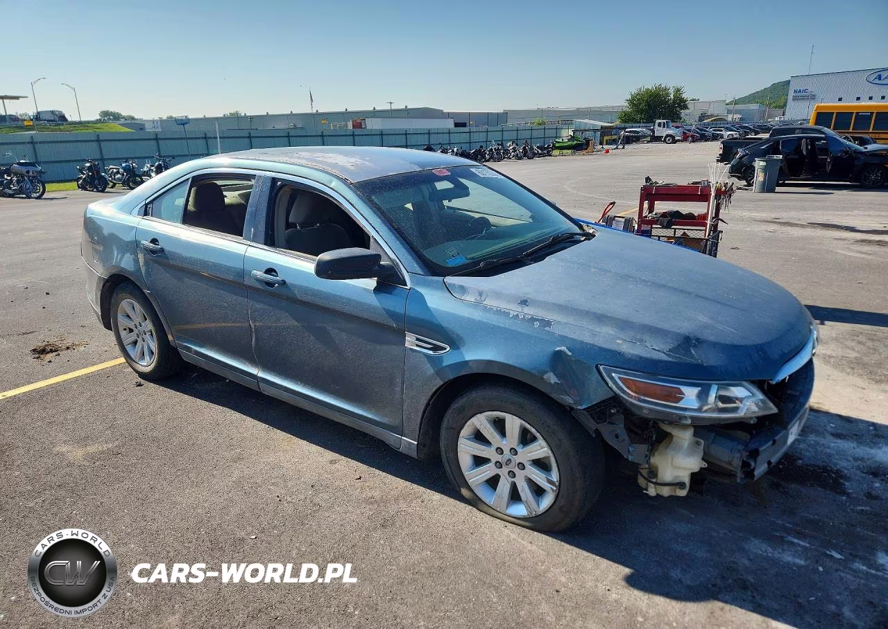 2010 Ford Taurus Se VIN:1FAHP2DW6AG132123 - 4