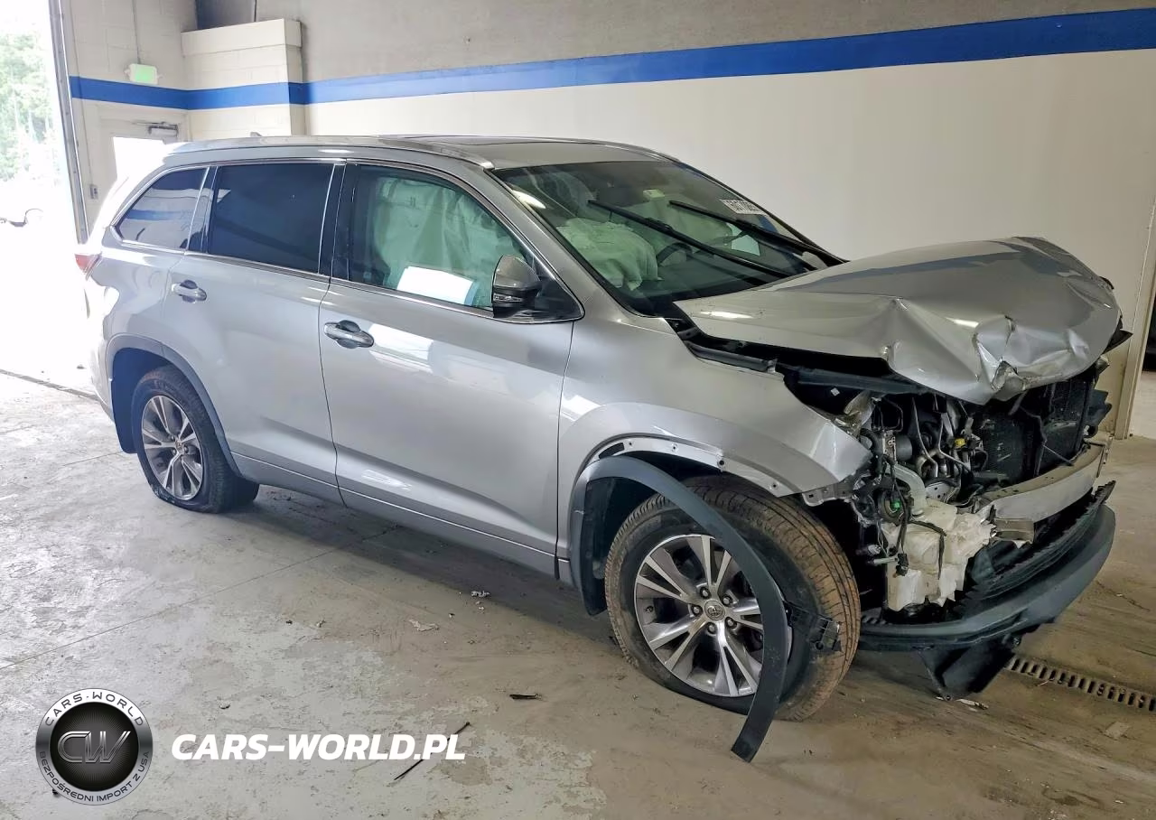 2015 Toyota Highlander Xle VIN:5TDJKRFHXFS191996 - 4