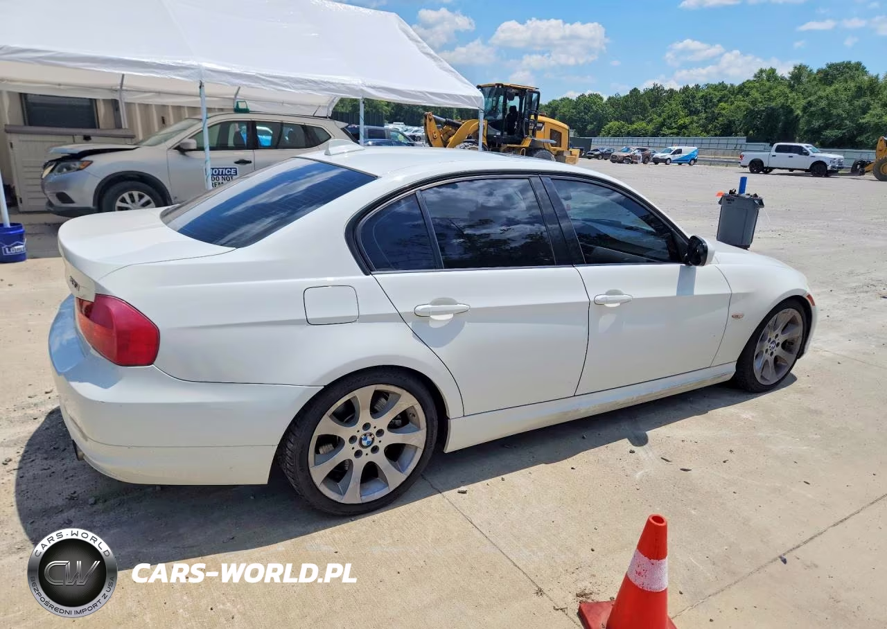 2011 BMW 335 I VIN:WBAPM5C57BE575433 - 3