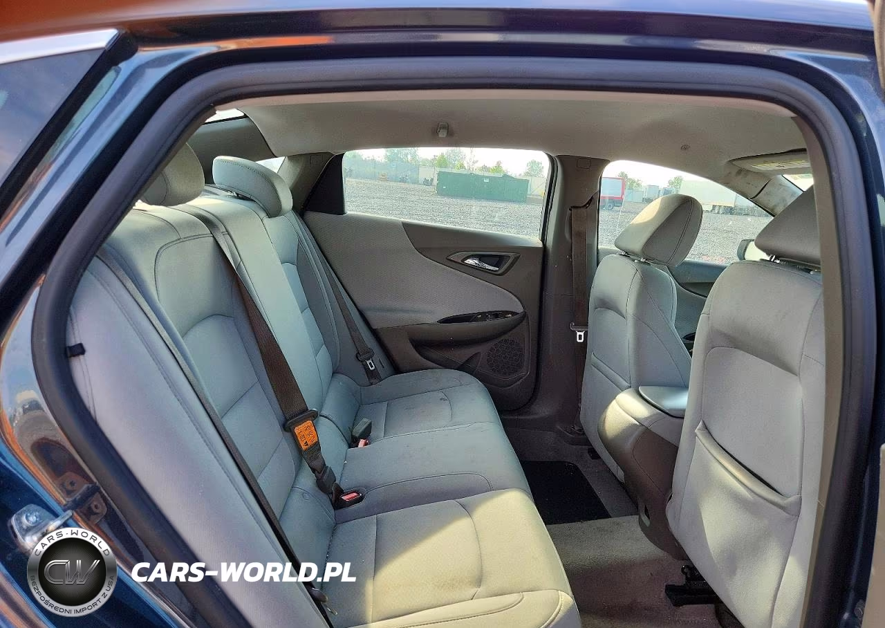 2019 Chevrolet Malibu Ls VIN:1G1ZC5ST2KF136559 - 10