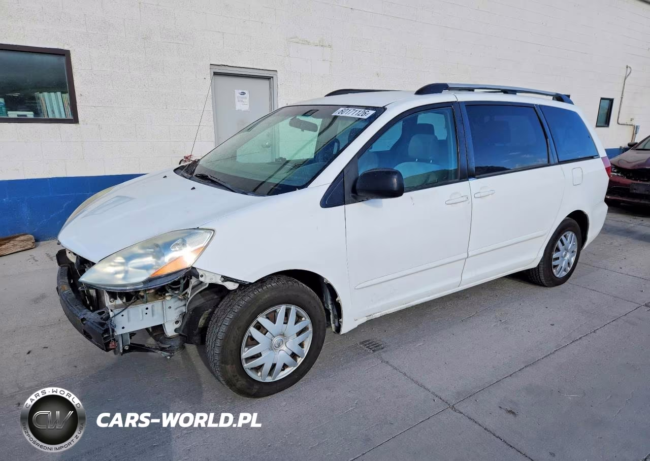 2008 Toyota Sienna Le 8-Passenger