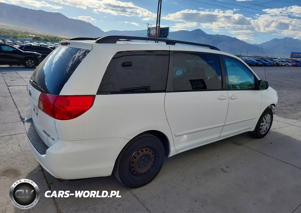2008 Toyota Sienna Le 8-Passenger VIN:5TDZK23C18S178382 - 3