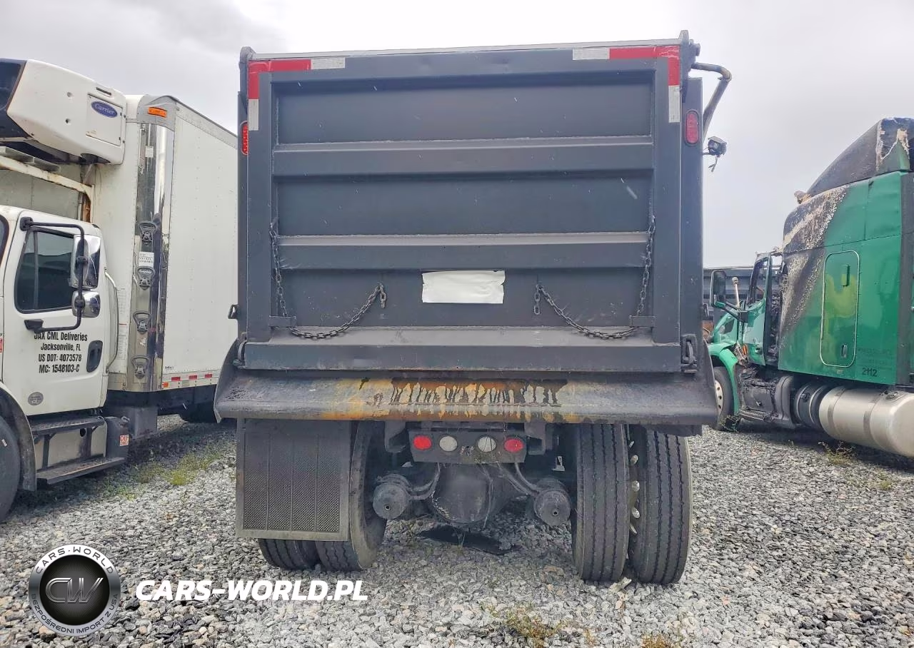 2017 Kenworth Construction T800 VIN:1NKDX4EXXHJ164838 - 6