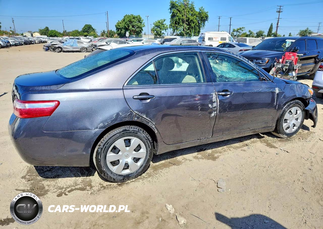 2007 Toyota Camry Le VIN:JTNBE46K273047660 - 3