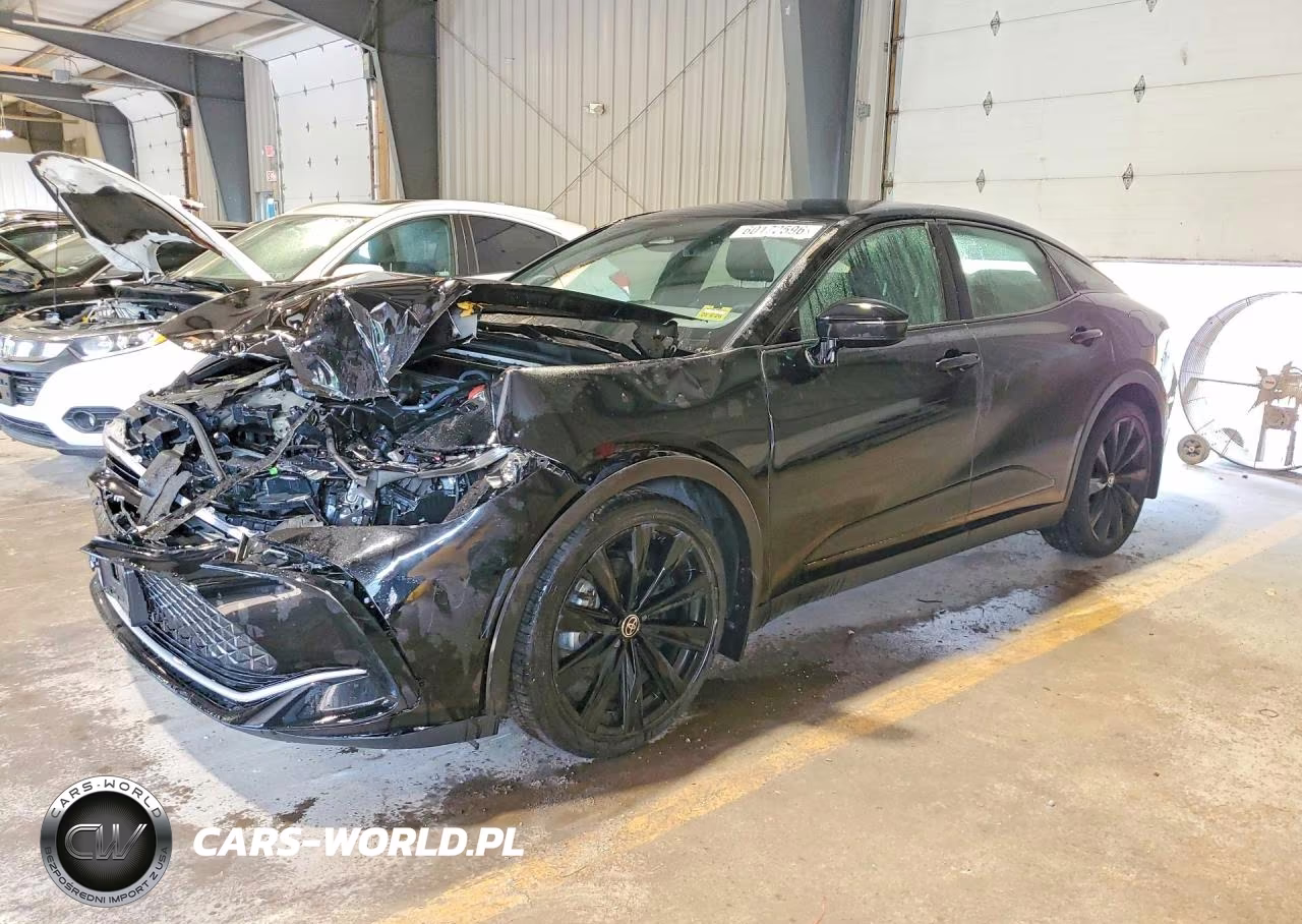 2026 Toyota Crown Nightshade – zdjęcie 1 z 12