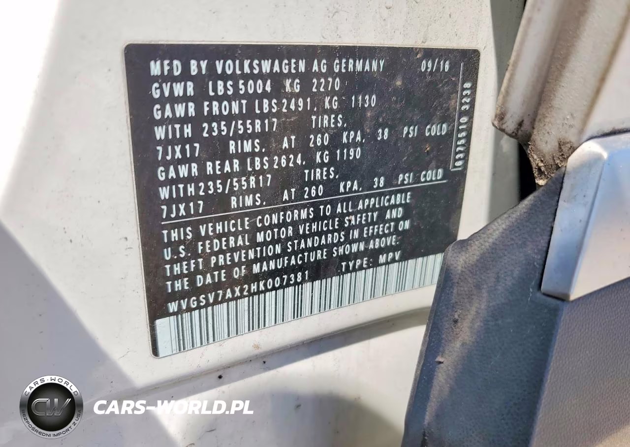 2017 Volkswagen Tiguan Wolfsburg VIN:WVGSV7AX2HK007381 - 13