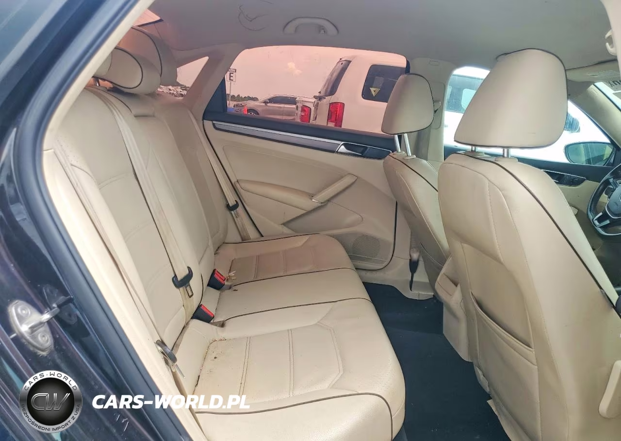 2018 Volkswagen Passat S VIN:1VWAA7A37JC022352 - 10
