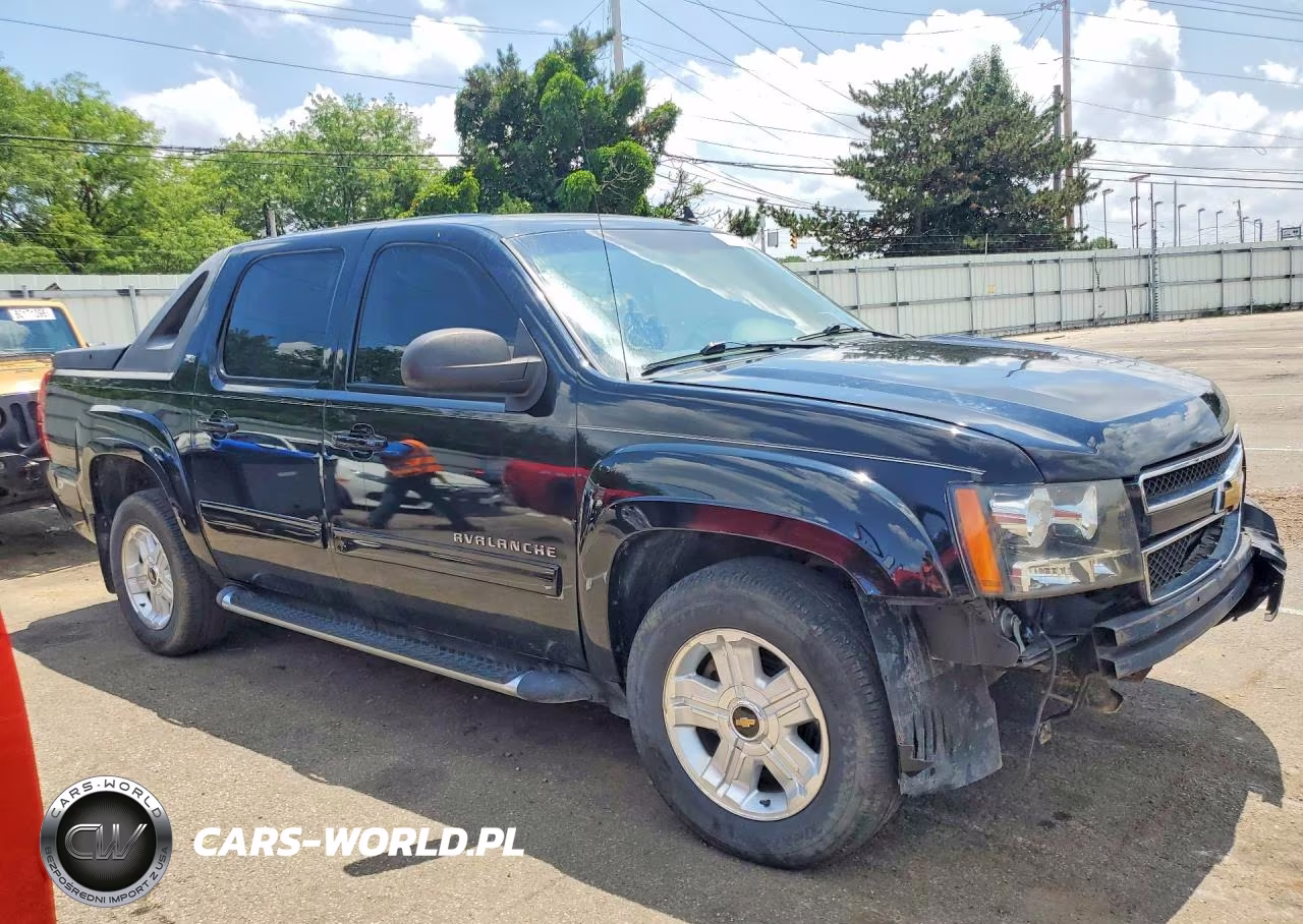2010 Chevrolet Avalanche Lt VIN:3GNVKFE00AG248622 - 4