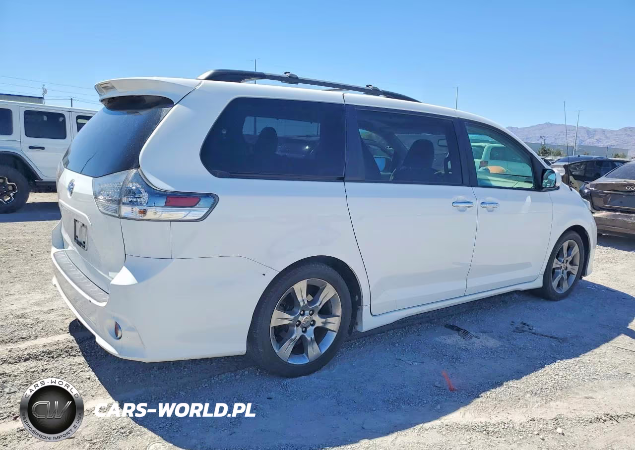 2014 Toyota Sienna Sport VIN:5TDXK3DC0ES447690 - 3