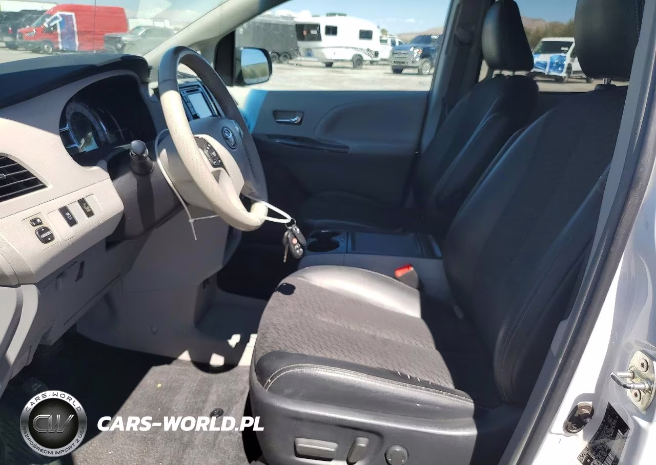 2014 Toyota Sienna Sport VIN:5TDXK3DC0ES447690 - 7