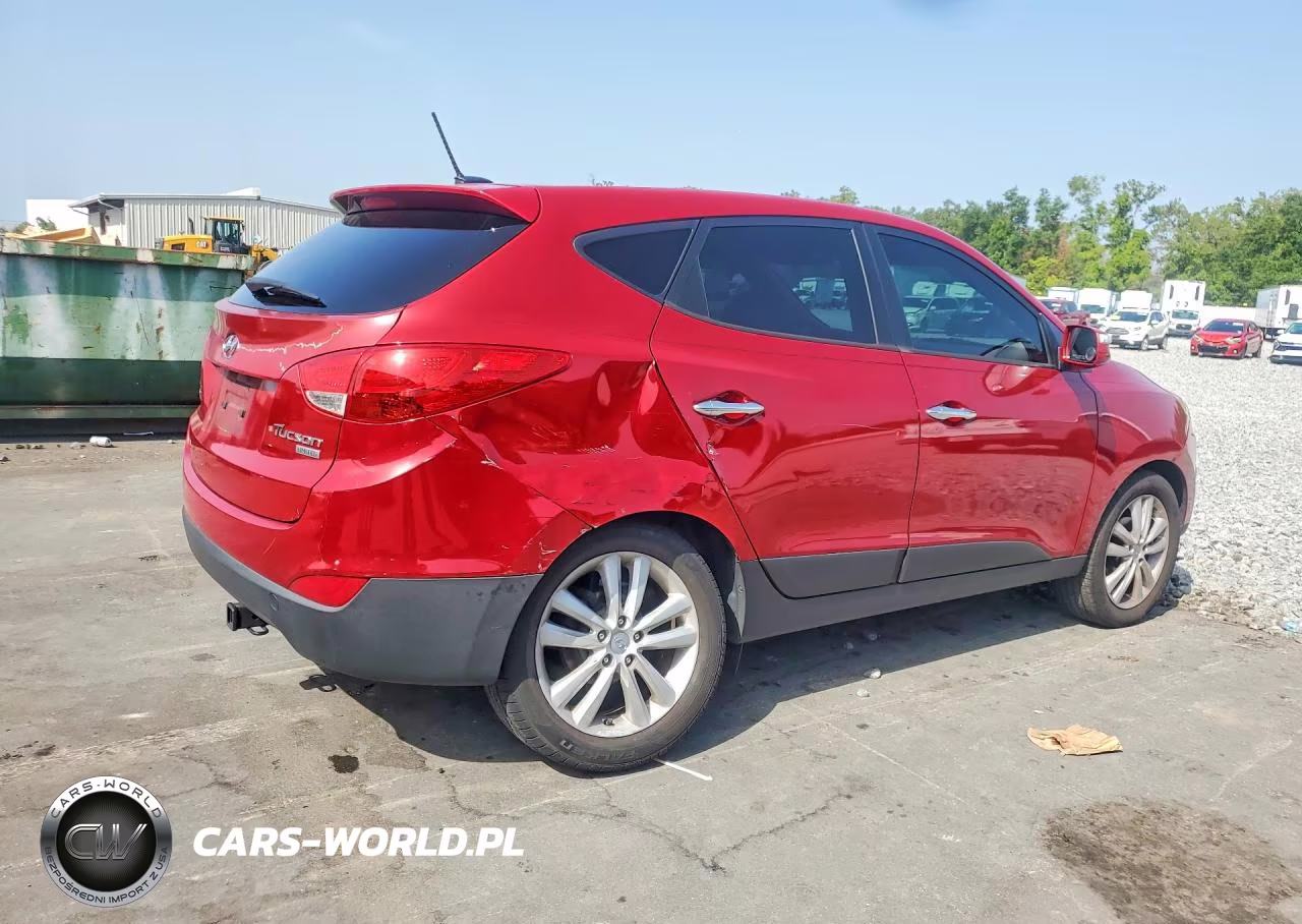 2010 Hyundai Tucson Limited VIN:KM8JU3AC0AU066623 - 3