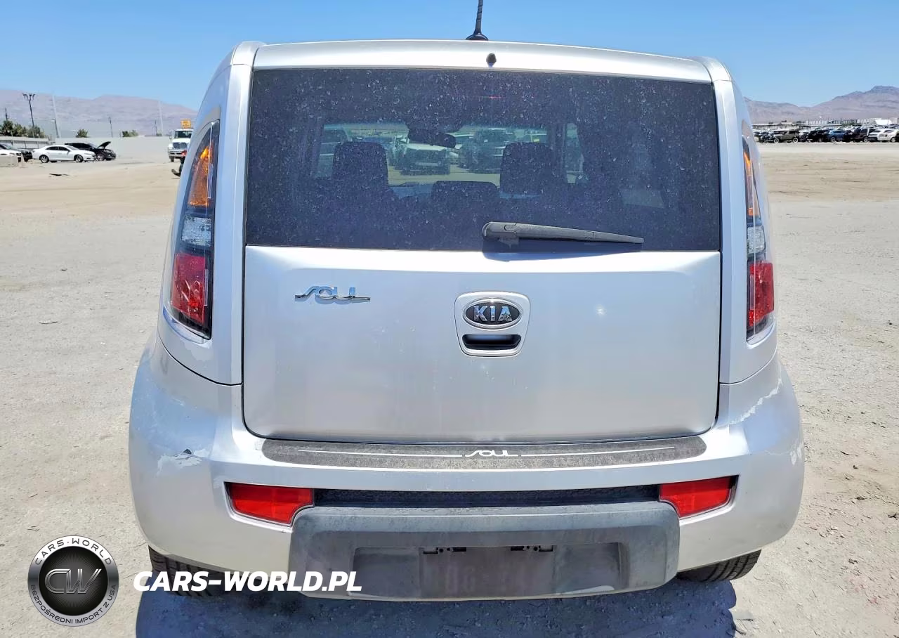 2010 Kia Soul + VIN:KNDJT2A28A7151233 - 6