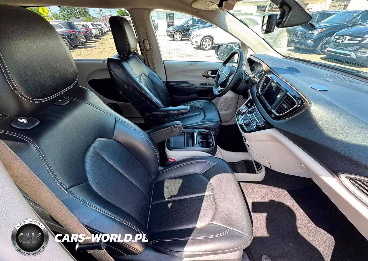 2020 Chrysler Voyager Lxi VIN:2C4RC1DG6LR172233 - 5