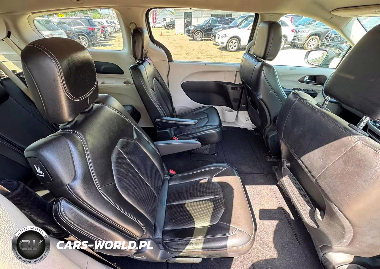 2020 Chrysler Voyager Lxi VIN:2C4RC1DG6LR172233 - 6