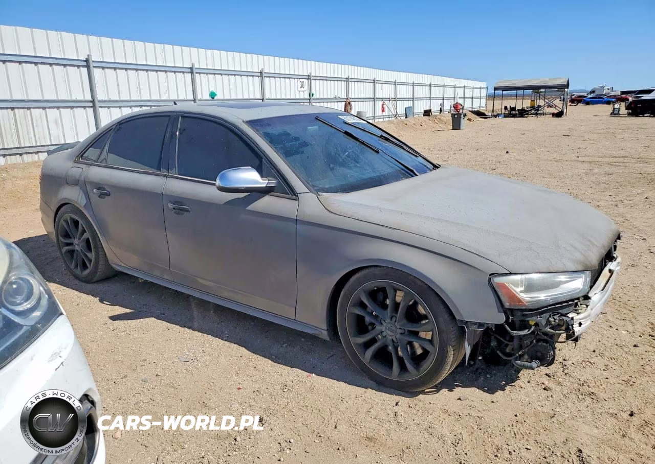 2013 Audi S4 Premium Plus VIN:WAUBGAFL6DA082177 - 4