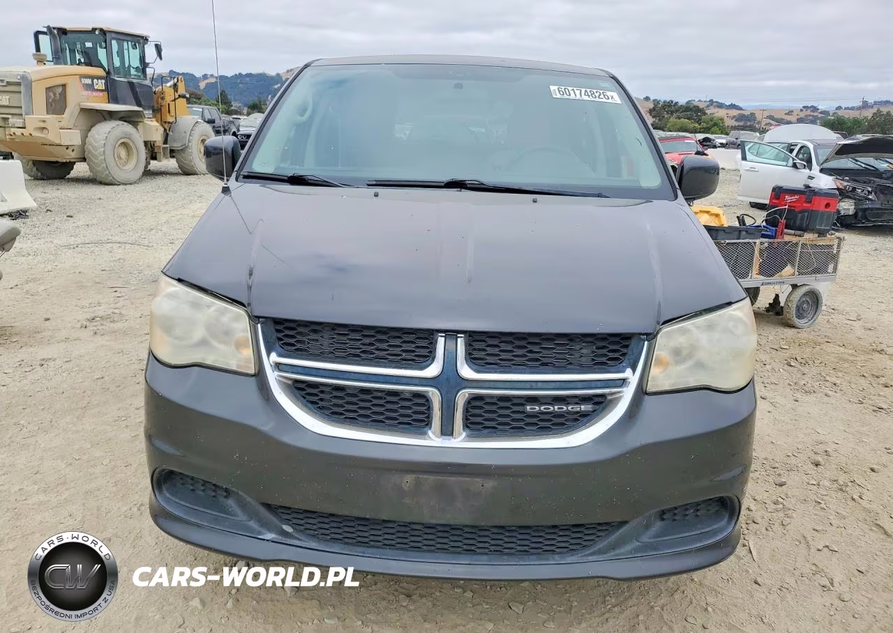 2012 Dodge Grand Caravan Sxt VIN:2C4RDGCG0CR204949 - 5