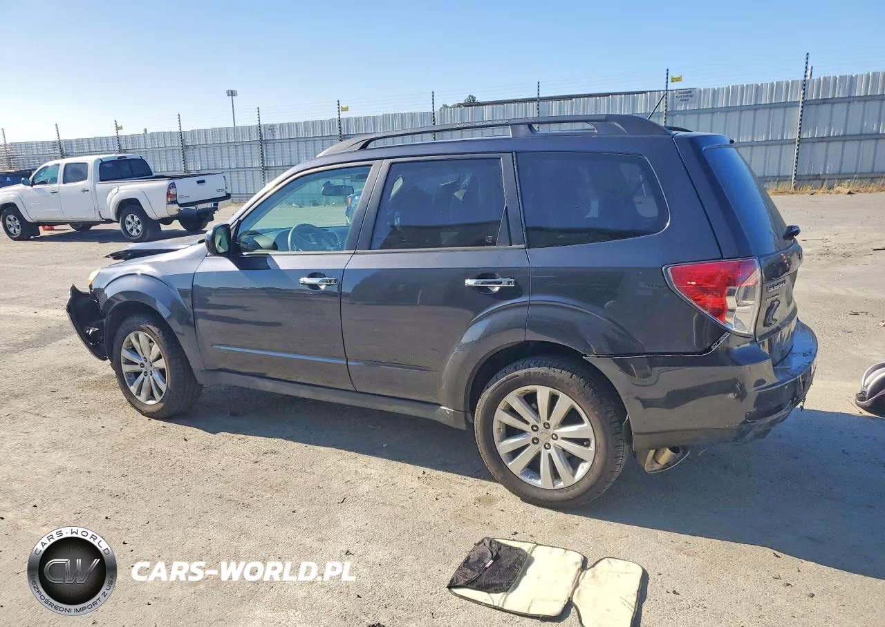2012 Subaru Forester Limited VIN:JF2SHAFC8CH457137 - 2