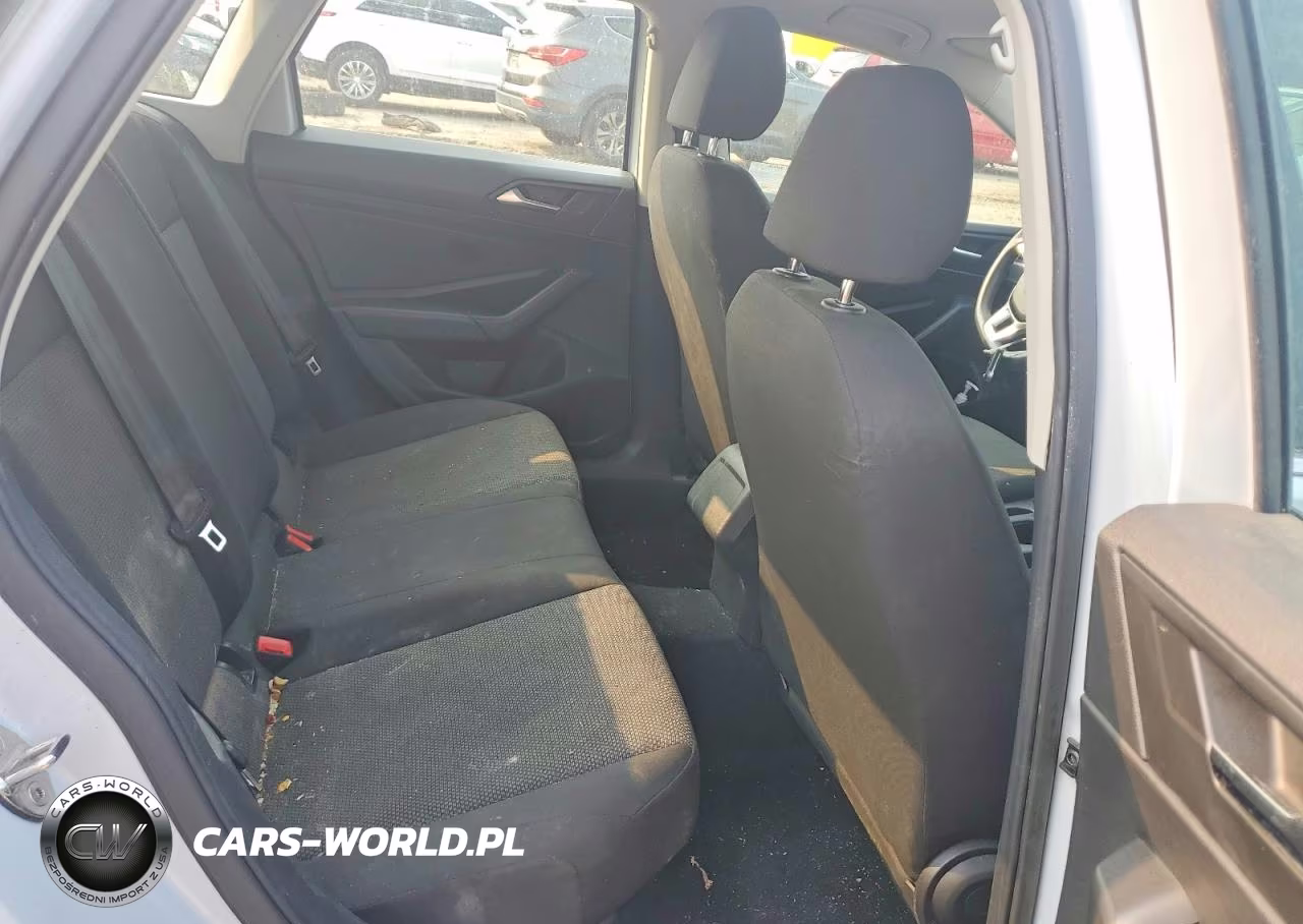 2019 Volkswagen Jetta S VIN:3VWCB7BU0KM139686 - 10