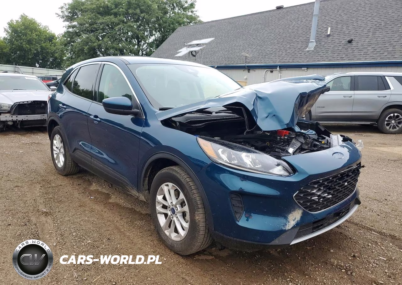 2020 Ford Escape Se VIN:1FMCU9G6XLUC78638 - 4