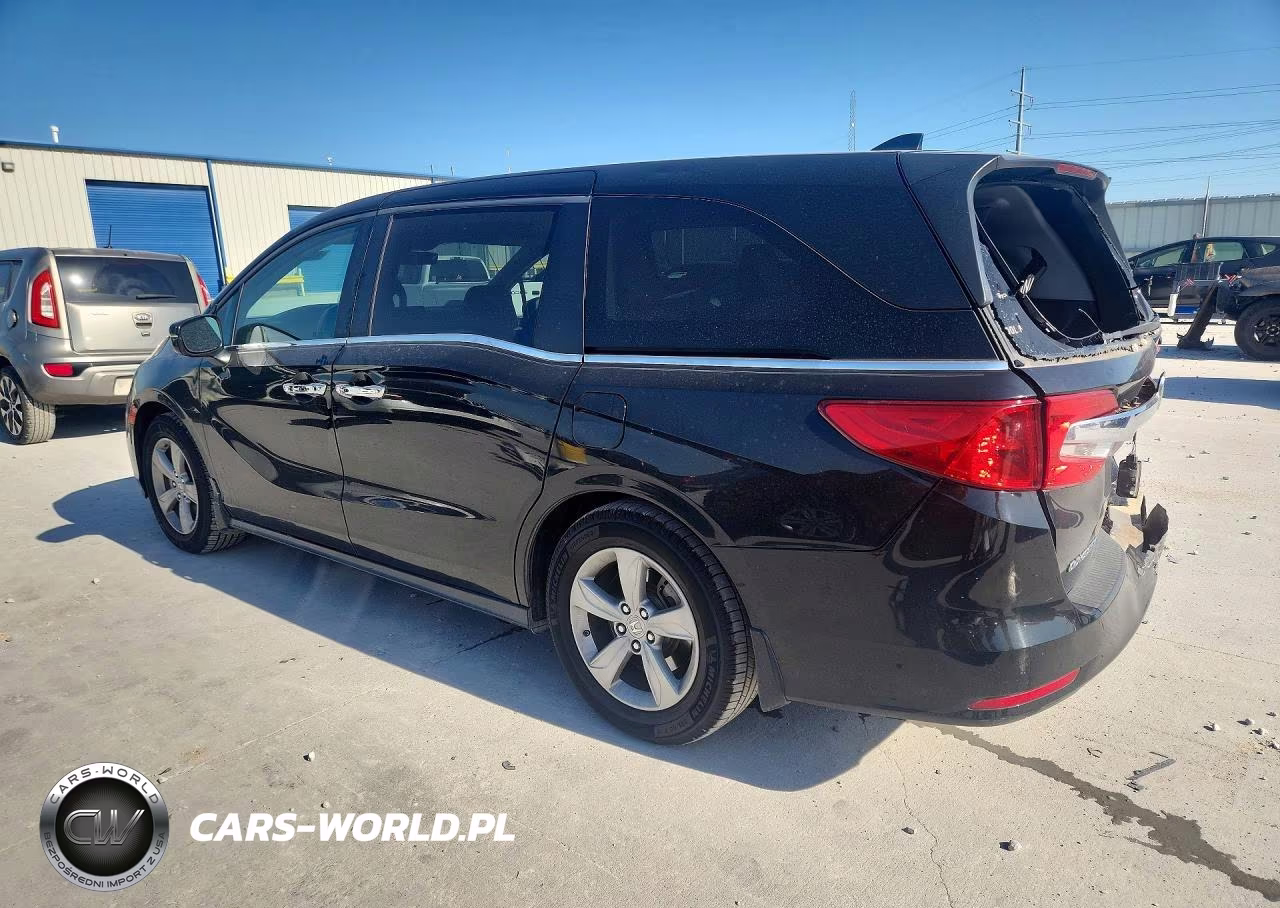 2018 Honda Odyssey VIN:5FNRL6H7XJB003882 - 2