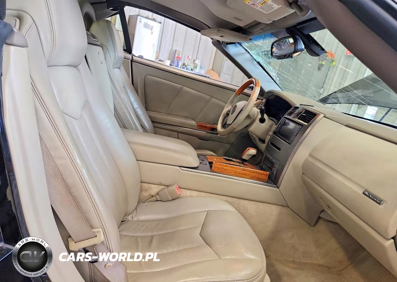 2004 Cadillac Xlr VIN:1G6YV34A245603181 - 10