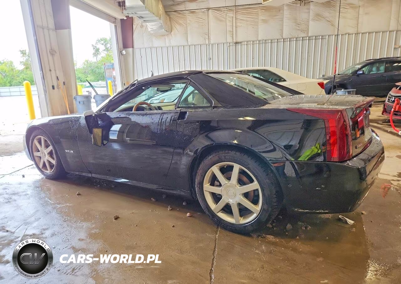 2004 Cadillac Xlr VIN:1G6YV34A245603181 - 2
