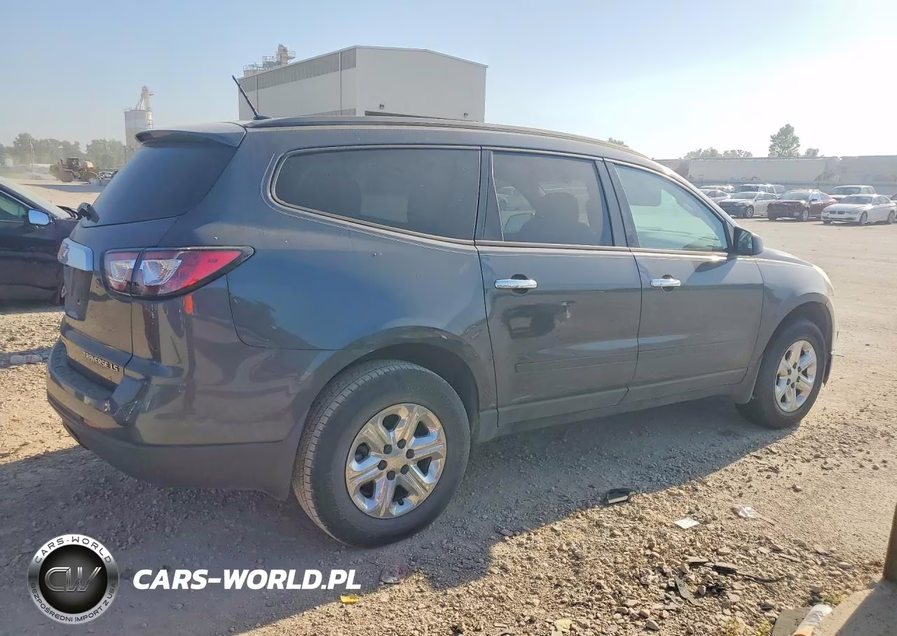 2013 Chevrolet Traverse Ls VIN:1GNKRFED7DJ100911 - 3