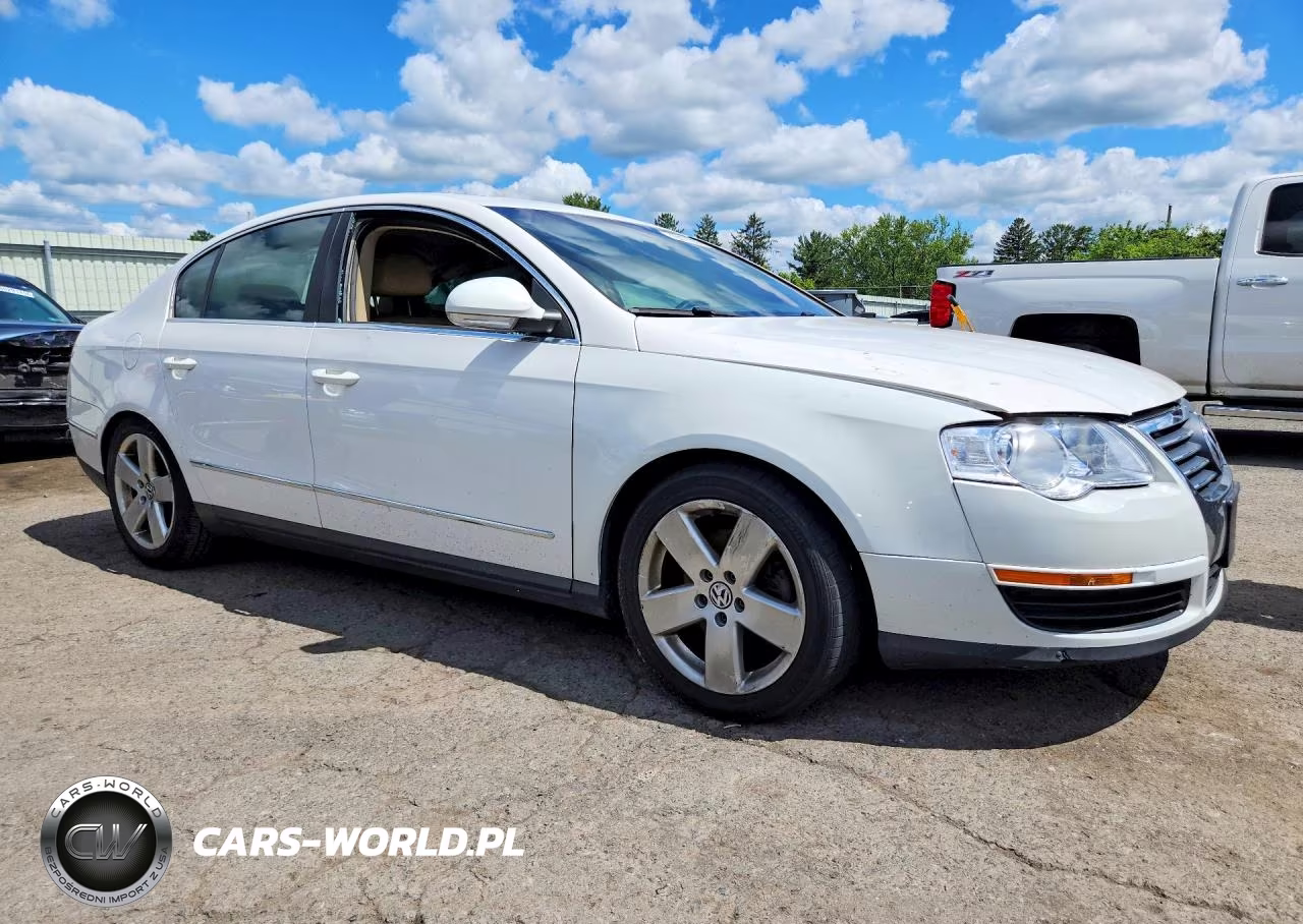2008 Volkswagen Passat Komfort VIN:WVWAK73C38E247279 - 4