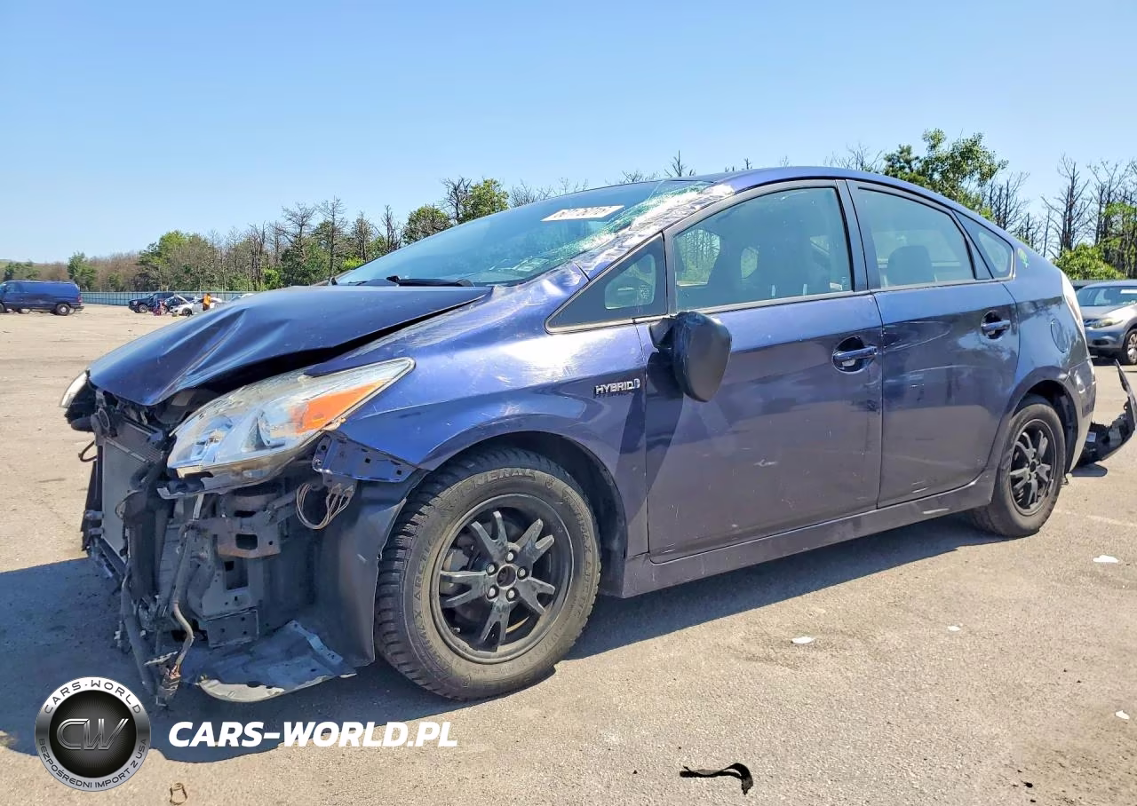 2015 Toyota Prius Two – zdjęcie 1 z 13