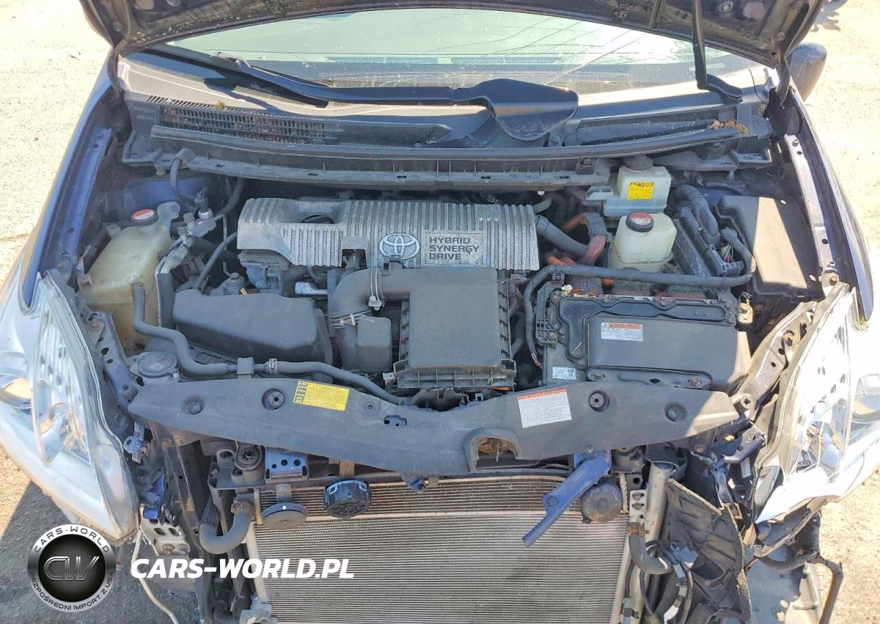 2015 Toyota Prius Two VIN:JTDKN3DU7F0439777 - 11