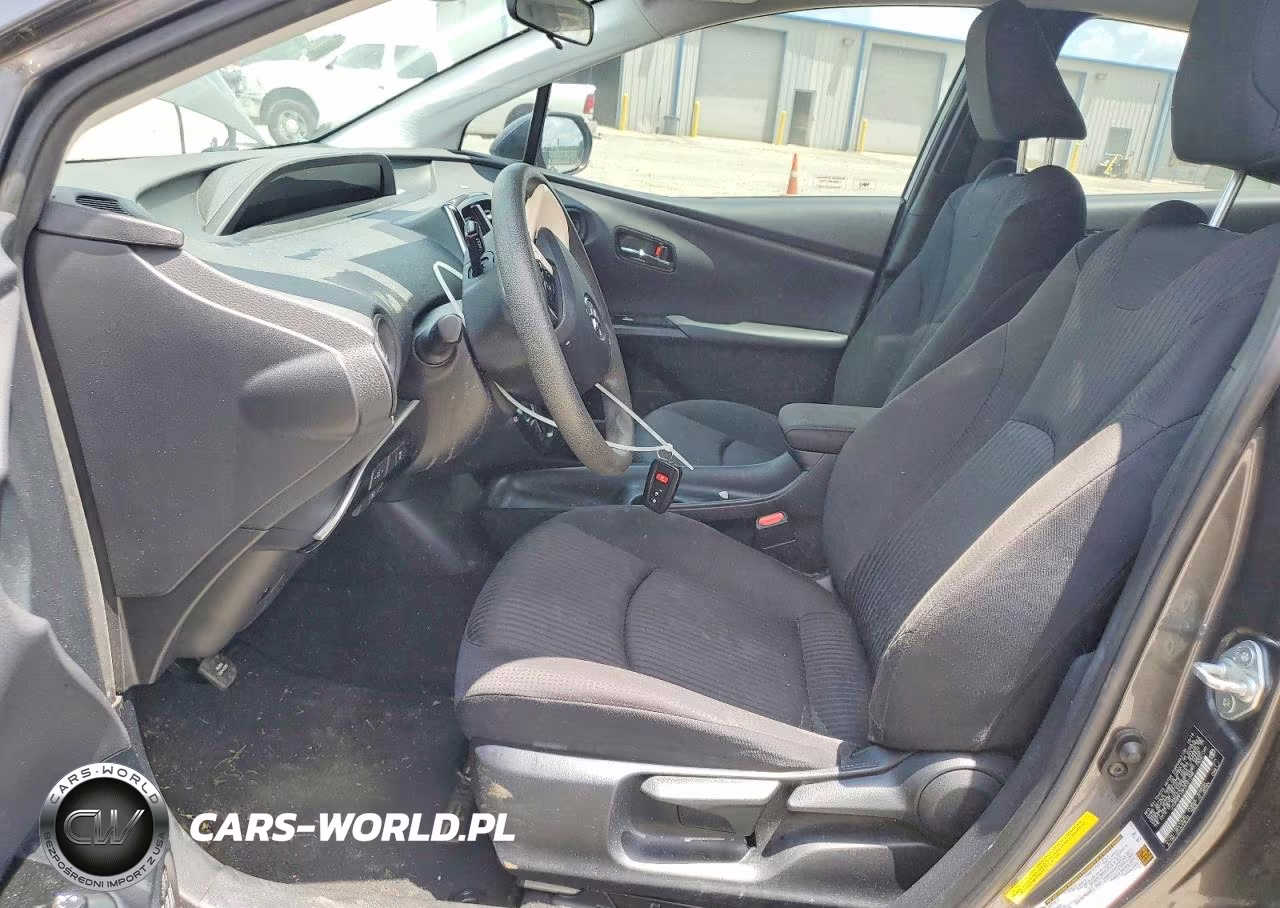 2017 Toyota Prius Two VIN:JTDKBRFU8H3031248 - 7