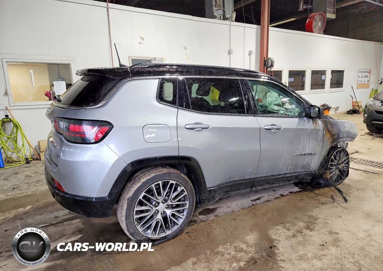 2022 Jeep Compass Limited VIN:3C4NJDCB5NT237603 - 3