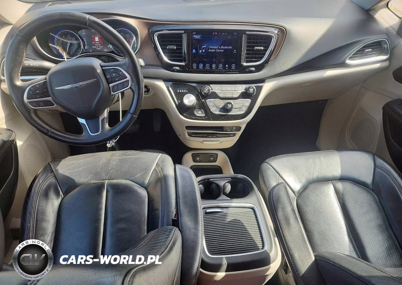 2017 Chrysler Pacifica Touring L Plus VIN:2C4RC1EG7HR727521 - 8