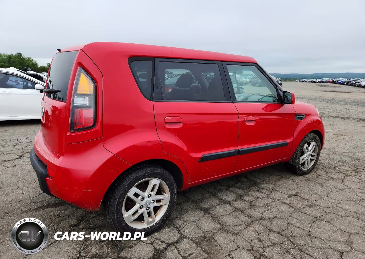 2010 Kia Soul + VIN:KNDJT2A20A7172271 - 3