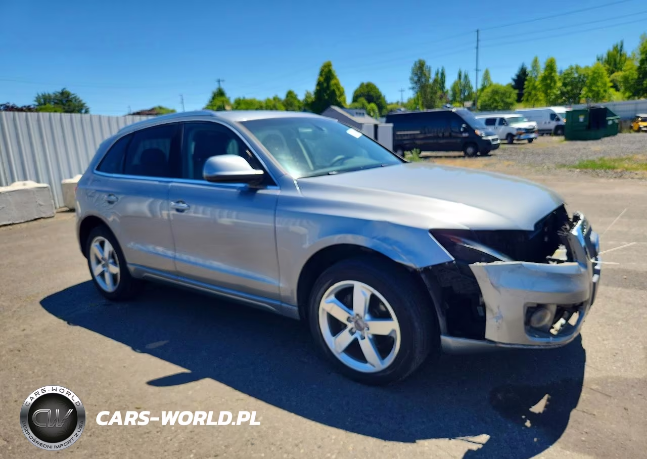 2011 Audi Q5 Premium Plus VIN:WA1LFAFP7BA086047 - 4