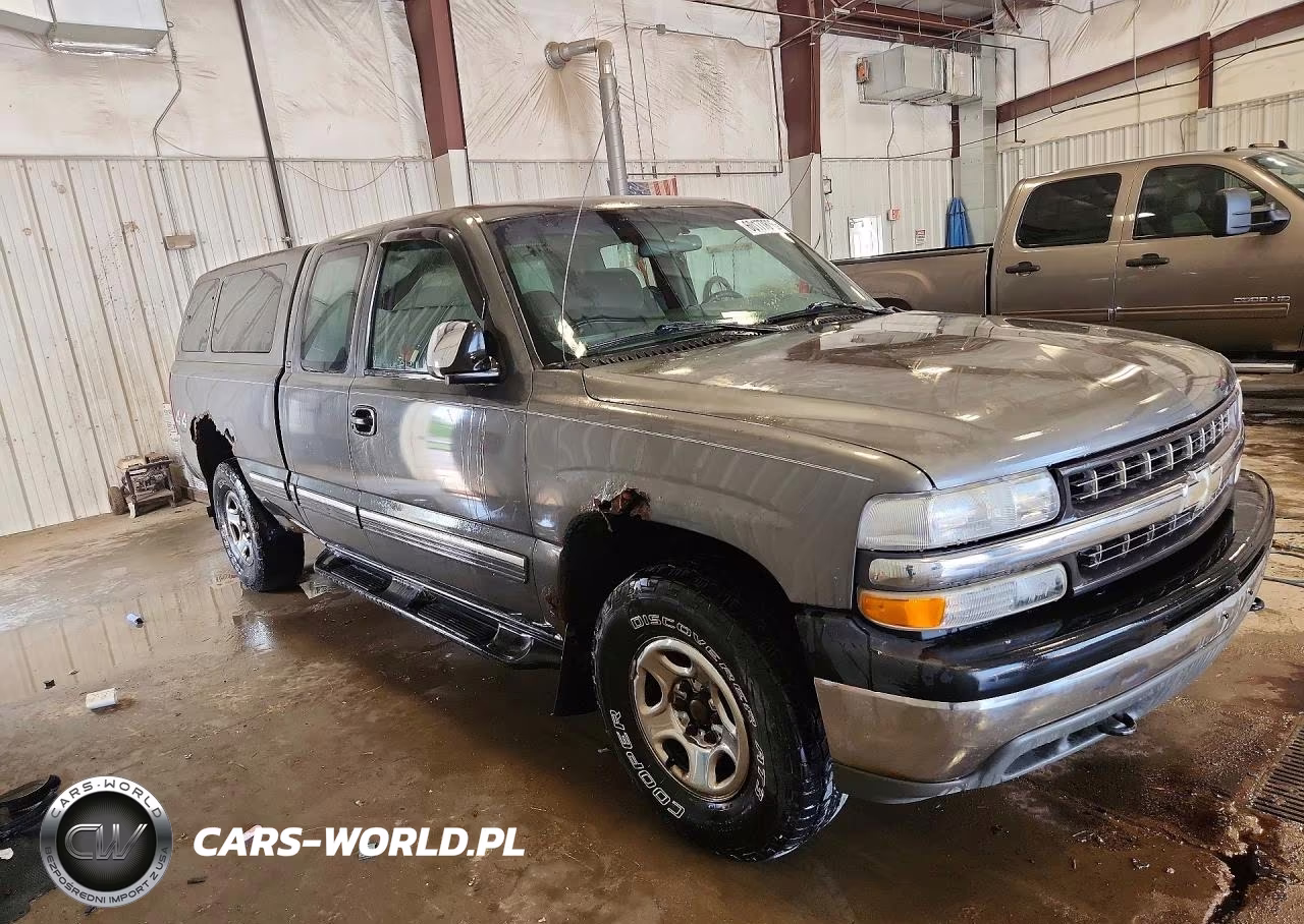 2002 Chevrolet Silverado K1500 VIN:2GCEK19V321112044 - 4