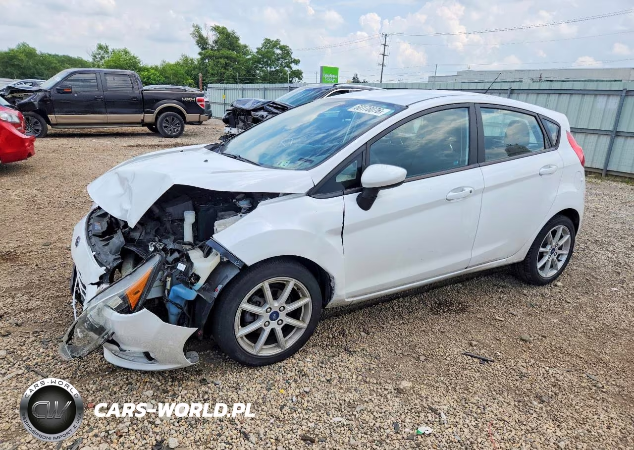 2019 Ford Fiesta Se VIN:3FADP4EJ0KM106587 - 1