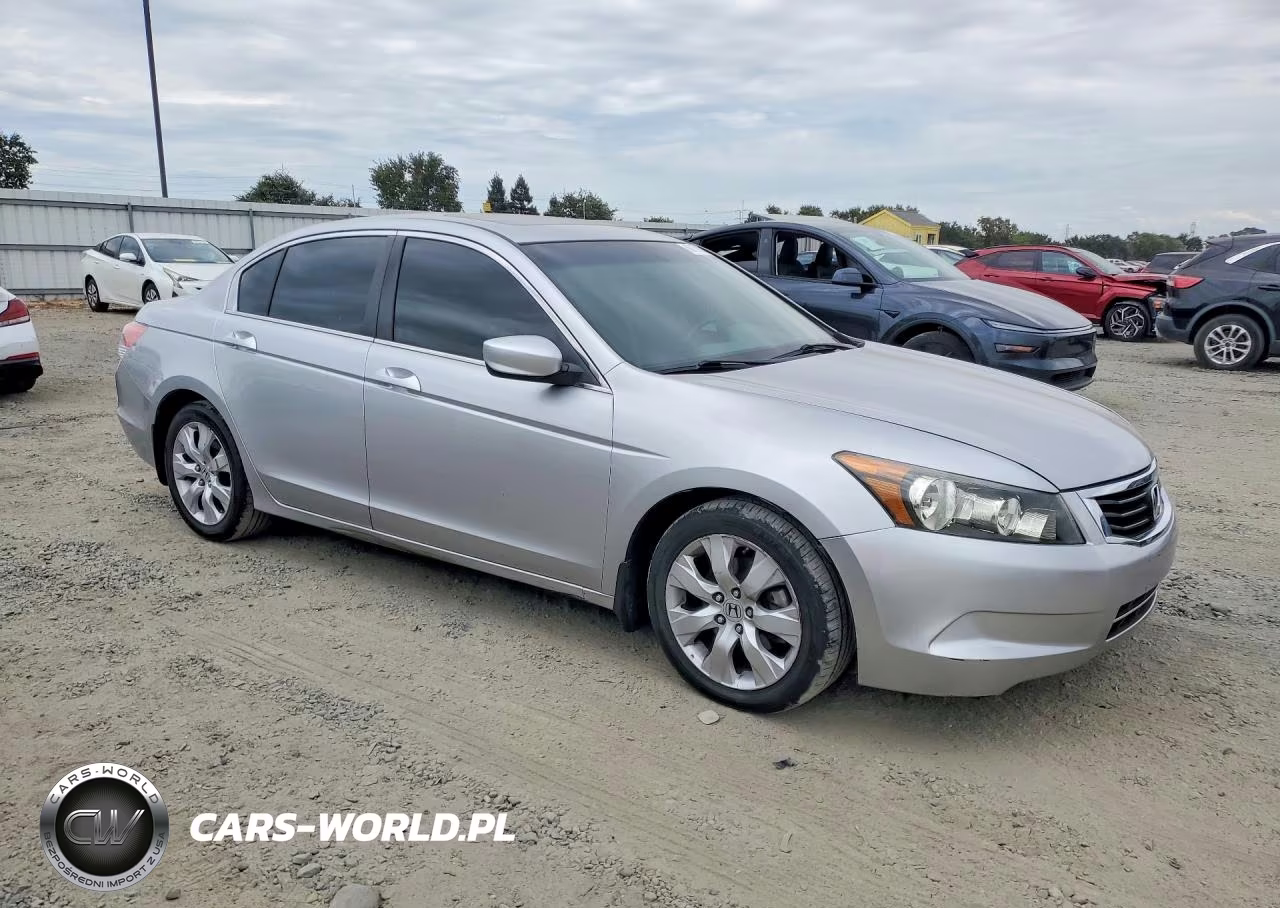 2010 Honda Accord Exl VIN:1HGCP2F88AA083725 - 4