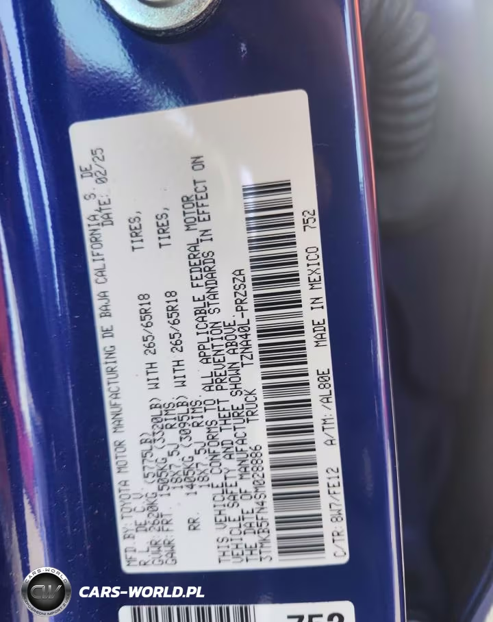 2025 Toyota Tacoma Trd Sport VIN:3TMKB5FN4SM028886 - 12
