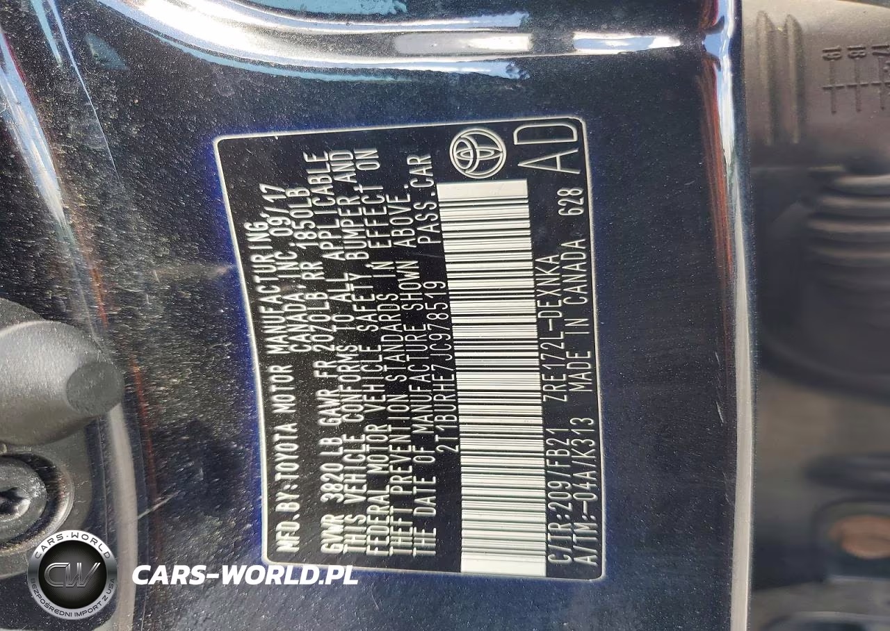 2018 Toyota Corolla Le VIN:2T1BURHE7JC978519 - 13
