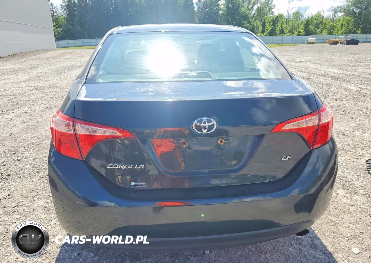 2018 Toyota Corolla Le VIN:2T1BURHE7JC978519 - 6