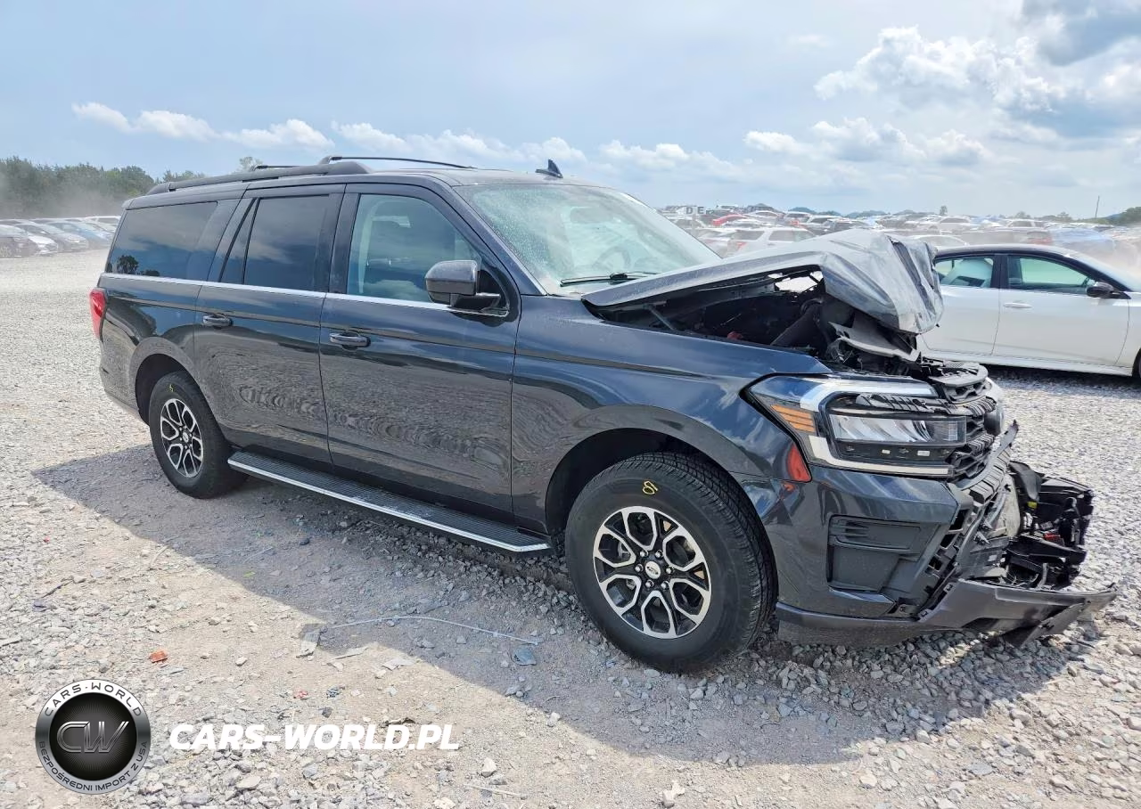 2023 Ford Expedition Max Xlt VIN:1FMJK1J8XPEA14750 - 4