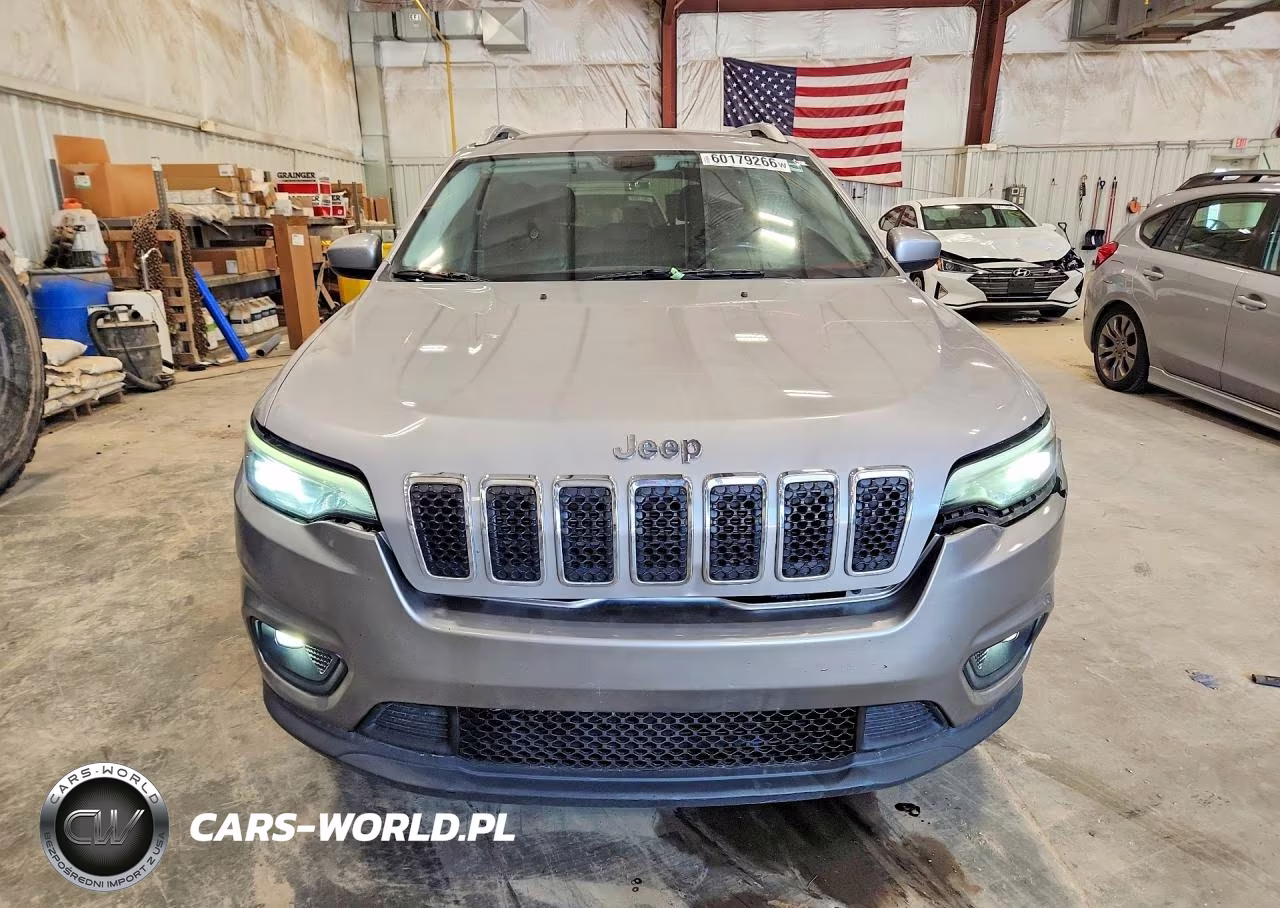2019 Jeep Cherokee Latitude Plus VIN:1C4PJLLX6KD206120 - 5