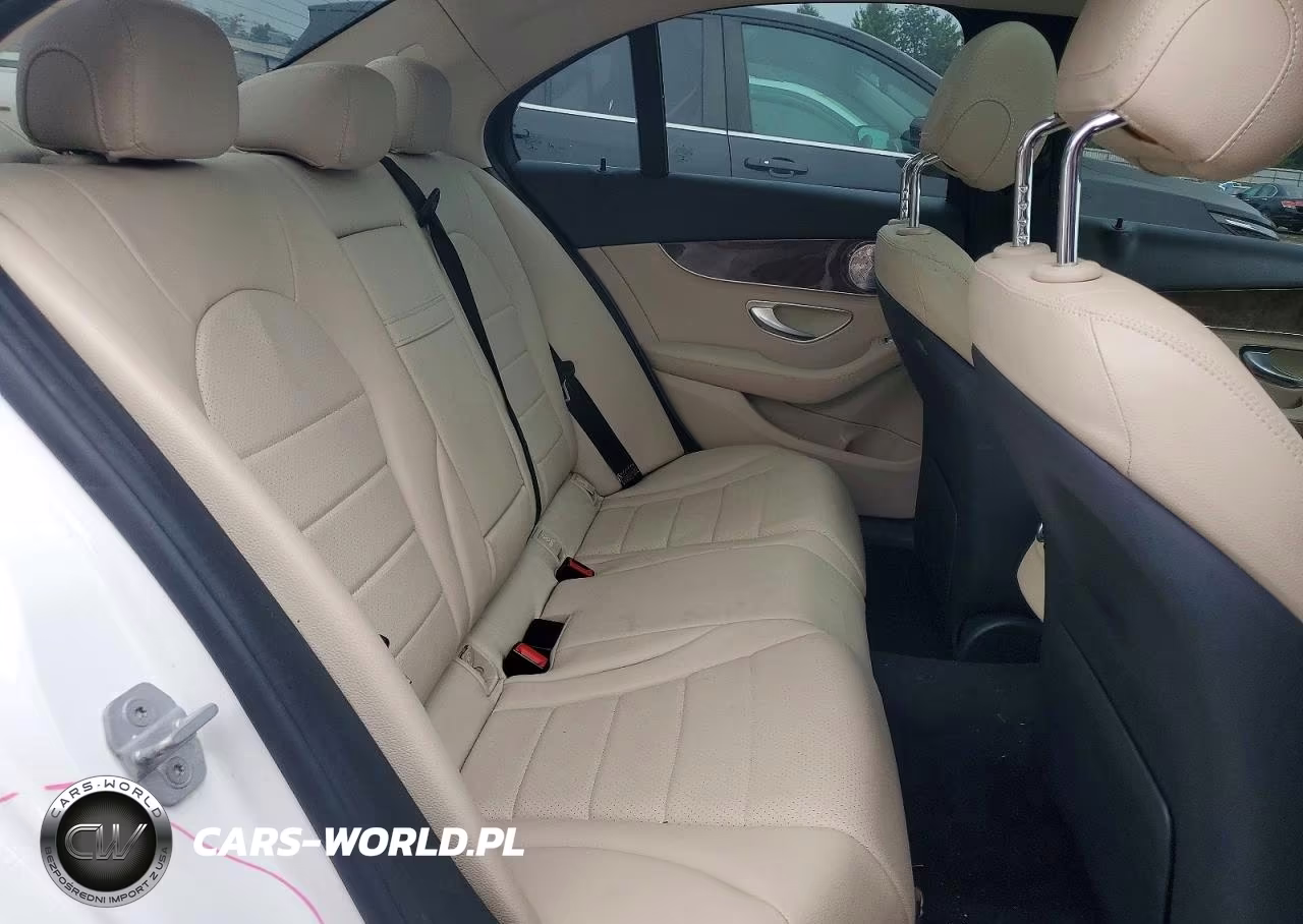 2016 Mercedes-Benz C 300 4Matic VIN:55SWF4KB7GU108561 - 10