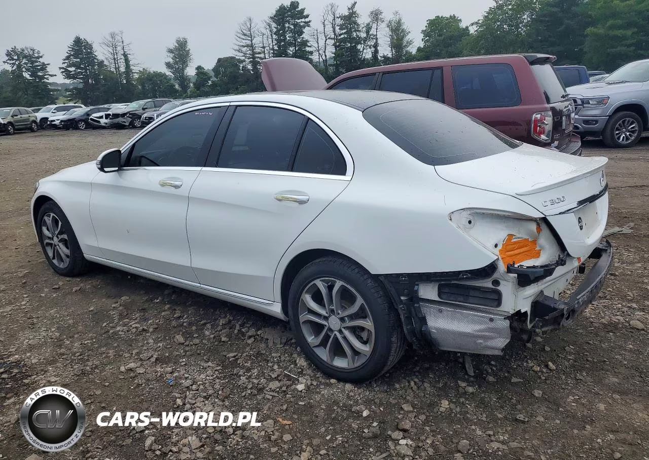 2016 Mercedes-Benz C 300 4Matic VIN:55SWF4KB7GU108561 - 2