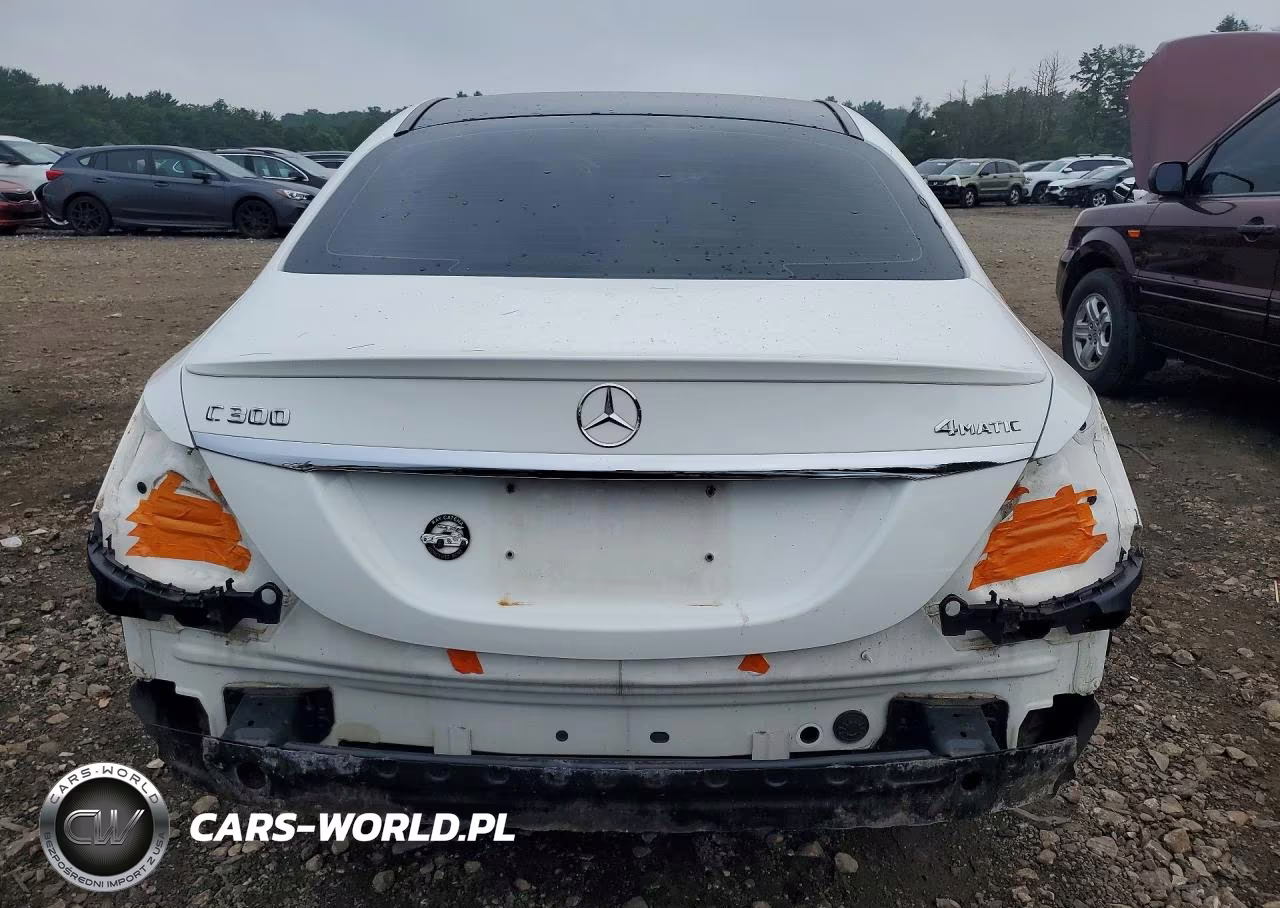 2016 Mercedes-Benz C 300 4Matic VIN:55SWF4KB7GU108561 - 6