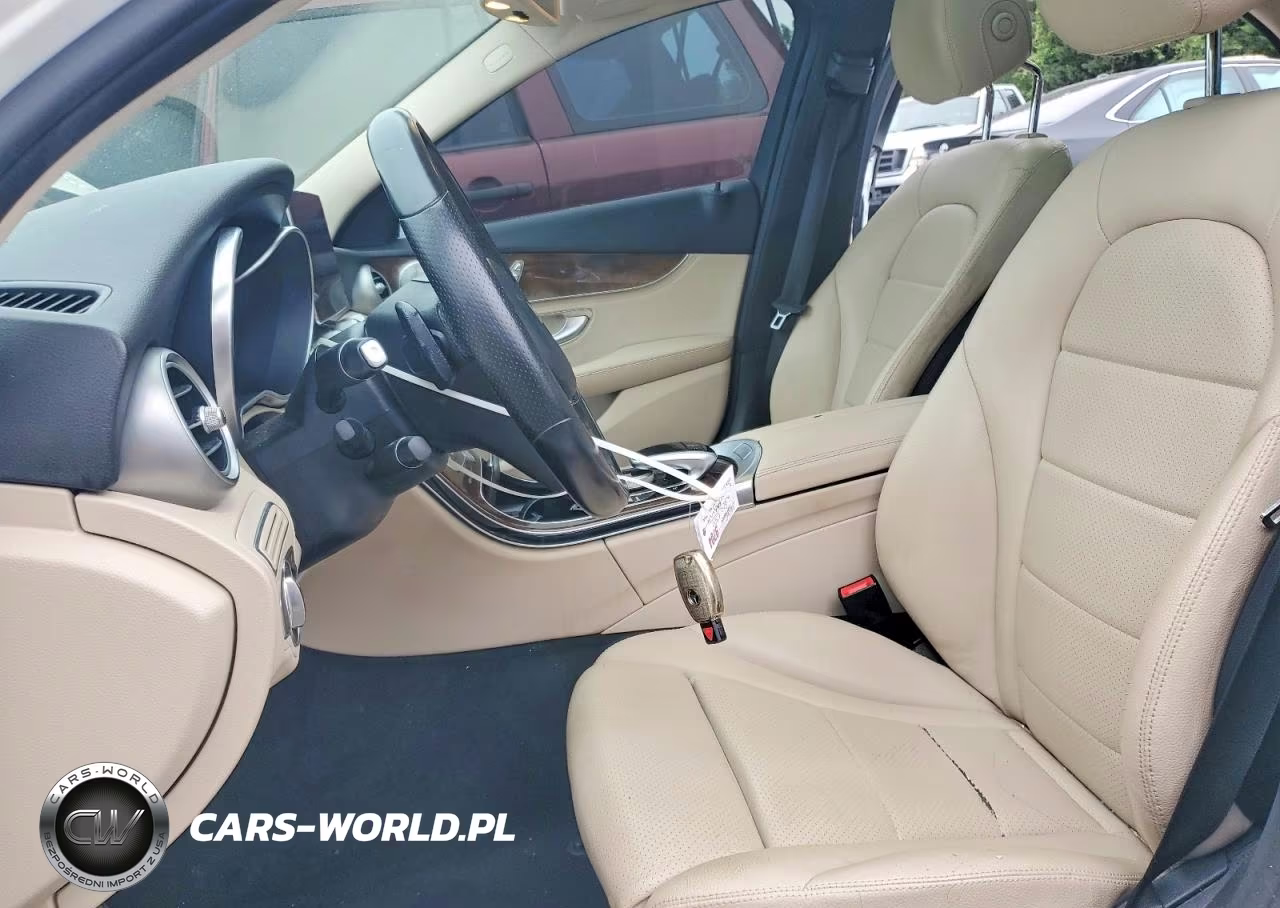 2016 Mercedes-Benz C 300 4Matic VIN:55SWF4KB7GU108561 - 7