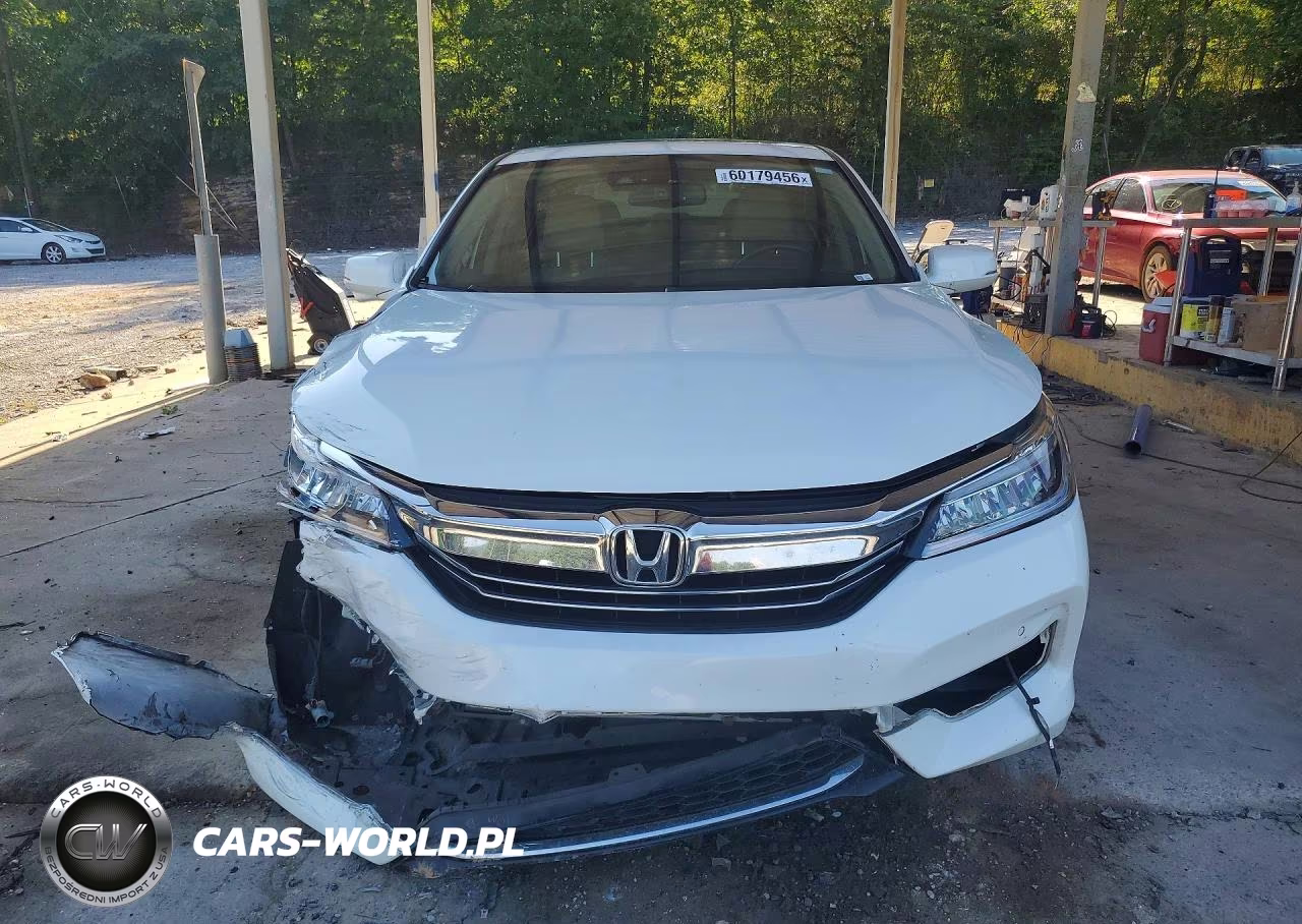 2017 Honda Accord Touring Hybrid VIN:JHMCR6F7XHC008495 - 5