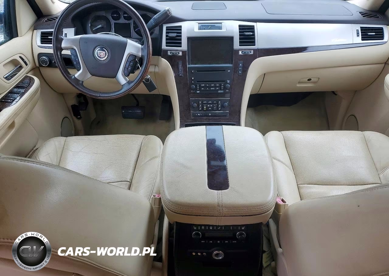2008 Cadillac Escalade Luxury VIN:1GYFK63818R152380 - 8