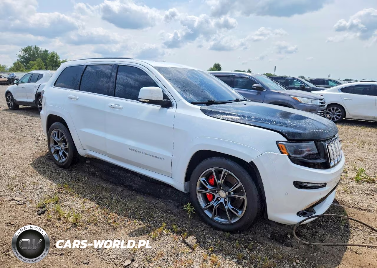 2015 Jeep Grand Cherokee Srt-8 VIN:1C4RJFDJ9FC942453 - 4